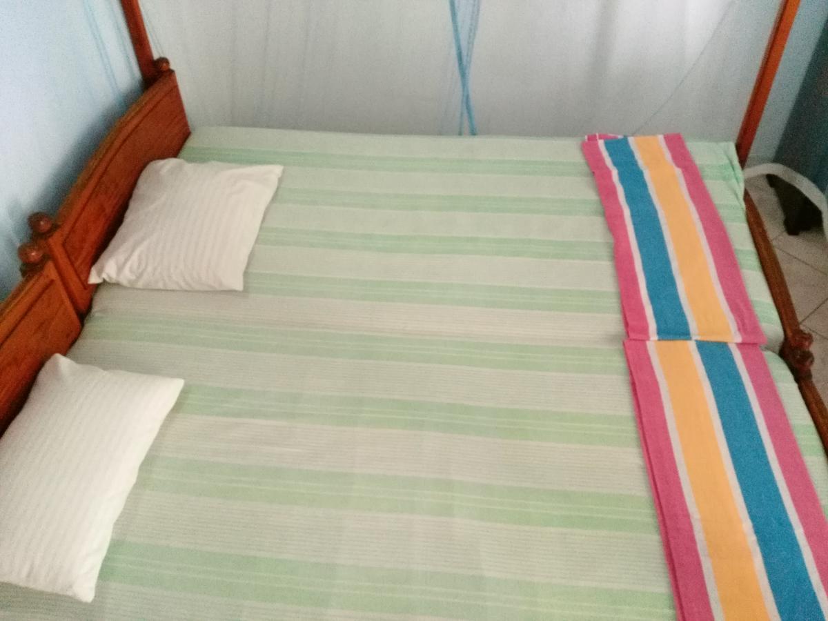 Sunnys Beach Guest House Hikkaduwa Exterior foto